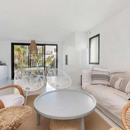 Maison Des Violettes 4 Personnes 度假居 *